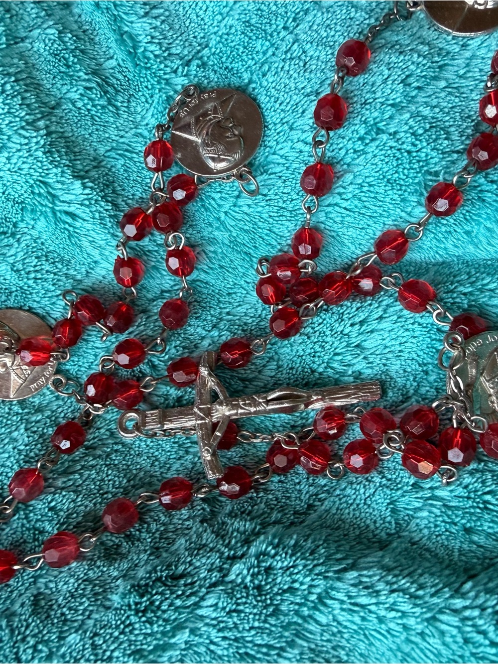Pope John Paul II Devotional Chaplet Red Beads Catholic Crucifix Religious
